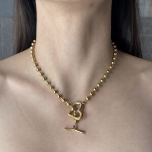 COLLAR ESFERAS BROCHE CORAZON