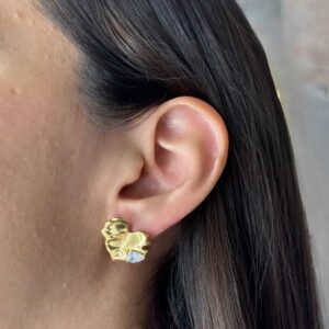 ARETE CORAZON CON GOTA DE ZIRCONIA