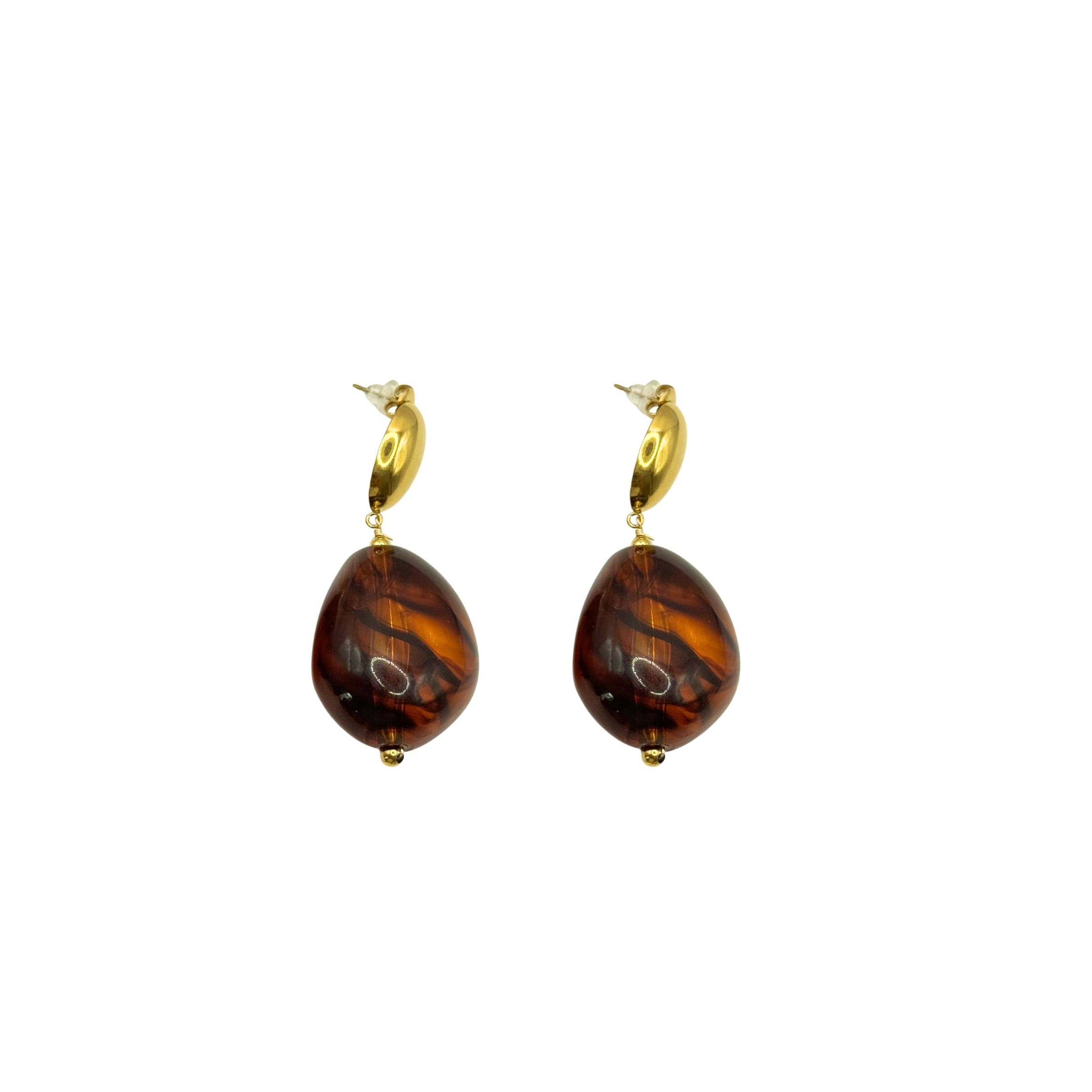 ARETE OVALO CON ACRILICO TIPO AMBAR
