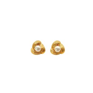 ARETE TRIANGULO ENTRELAZADO CON PERLA