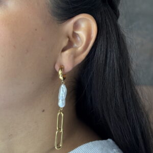 ARETE PERLA CON CADENAS COLGANTES