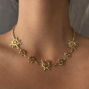 COLLAR SOL EN FORMA DE REMOLINO