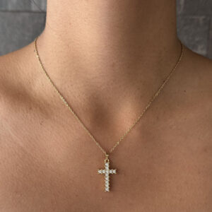 COLLAR CRUZ CON ZIRCONIA