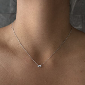 COLLAR DIAMANTE OVALADO MINI