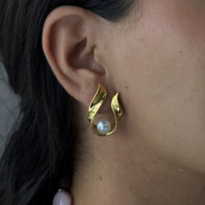 ARETE ABSTRACTO CON PERLITA
