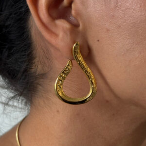 ARETE SILUETA GOTA