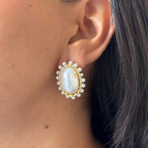 ARETE OVALO DE PERLA