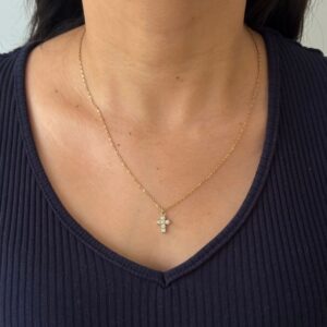 COLLAR CRUZ MINI ZIRCONIAS CUADRADAS