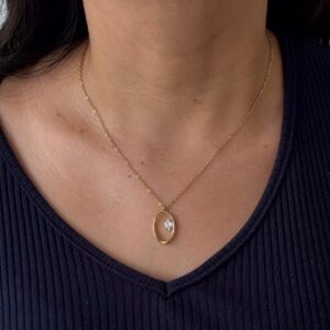 COLLAR OVALADO CON CIRSTAL