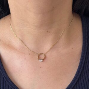 COLLAR CIRCULO CON DIAMANTE